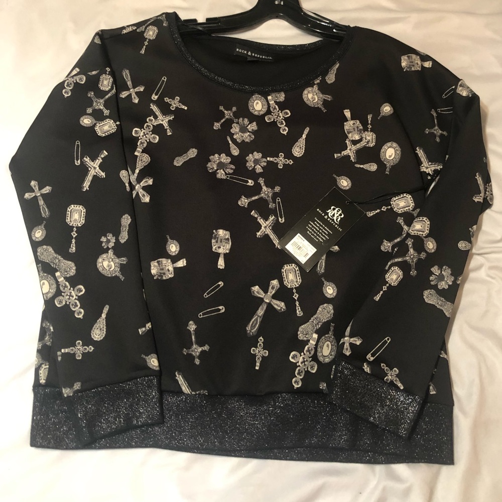 Large size  black Rock & Republic sweatshirt